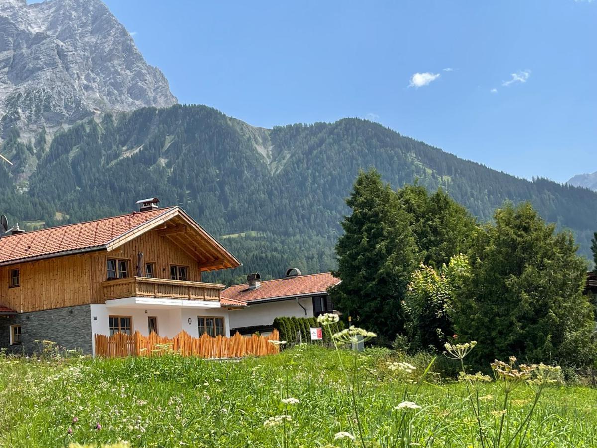 Appartement Haus Sieben Zwerge à Ehrwald Extérieur photo